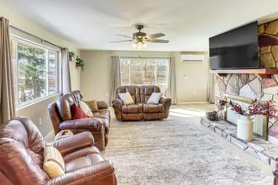 Image de Newly Remodeled Pinetop-Lakeside Gem: Near Lakes!