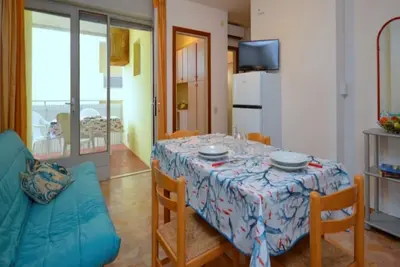 Image de Maison en bord de mer à proximité des thermes