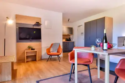 Image de Vacation apartment Eiderente in the Wreecher Idyll on Lake Wreechen