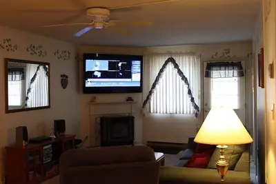 Image de # 127 Two Bedroom Condo with private entry