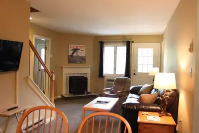 Image de #326, Unique Multi Level Unit w/Loon Mt Views