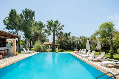 Image de Villa- Cassandra \n500meters from the beach.