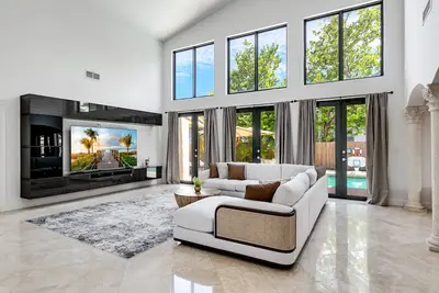 Image de Pool+2 King Bed+Central Location