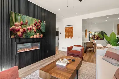 Image de Prickly Pear Villa- Two Bedrooms, with private patio, hot tub, Bbq, and dining. .