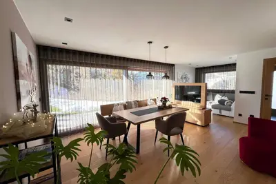 Image de Appartement \"Mountain Stay Sunset\" avec vue sur les montagnes, terrasse privée et Wi-Fi