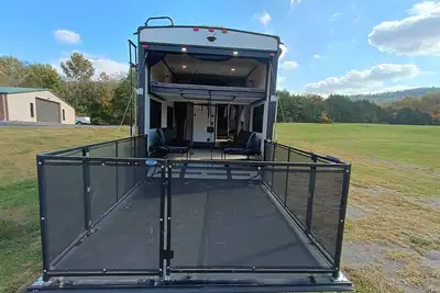 Image de Cozy Rv in charming Woodbury with WiFi, Ac