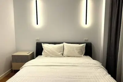 Image de Modern City Home w. A/C