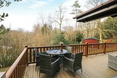 Esk Pike, family friendly, with hot tub in Windermere