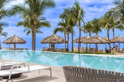 Image de Marítima Beach Condo, 2br, Deluxe, 2 Pools, Bbq, Balconies & Great Amenities