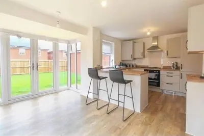 Image de House-Sleeps 8 -Parking-Garden