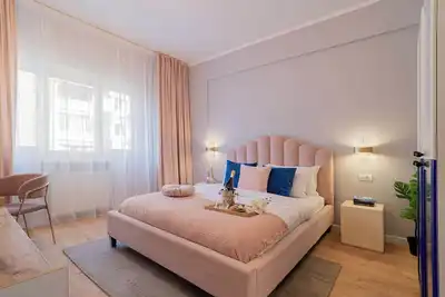 Image de Stunning 2br with Balcony on Piata Universitatii