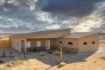 Image de Near Zion Np l Pool I Dark Skies I Pickleball Court I Pet Friendly