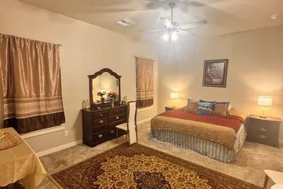 Image de Charming house in delightful Lubbock with WiFi, Ac, fitness room