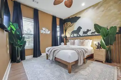 Image de Flash Sale: Luxury 6br | Sleeps 14 | Game Room | Themed Bedrooms | 30% Off