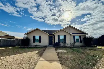 Image de Comfy and Stay in Perry close to Ga Fairgrounds, Warner Robins Afb and more