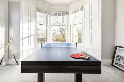 Image de Luxury 5 Bedroom Victorian apartment in central Edinburgh with private parking