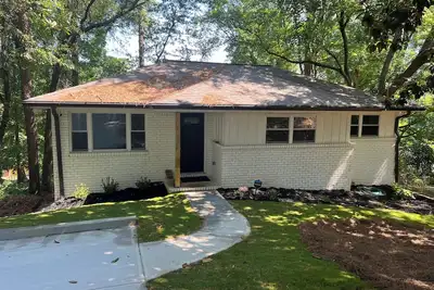 Image de Newly renovated Hideaway 1 mile to the Marietta Square. Pet friendly!