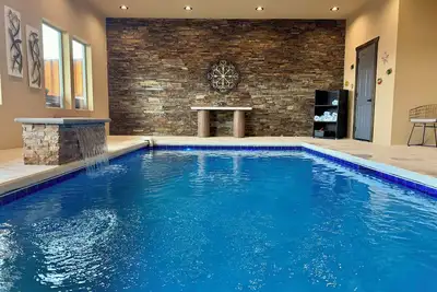 Image de New 4br - Spectacular Views - Large Indoor Pool - Hot Tub - In Top Rated Resort