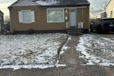 Image de Charming 2-bedroom house in Inkster with WiFi access 10 Minutes From Dte