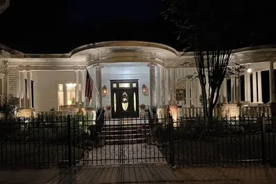 Image de Historic 1800’s  estate with 4 bedrooms and WiFi, Ac in delightful Columbus