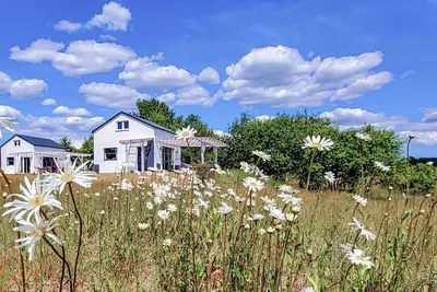Image de Maison confortable Ă Nawcz avec sauna