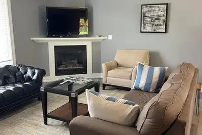 Image de Charming 2-bedroom condo in nice Douglas with Pool