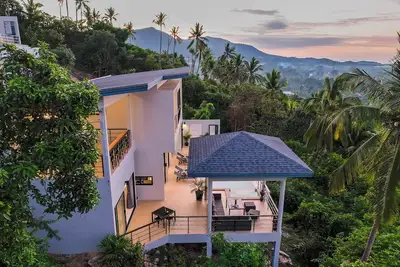 Image de L'Esterel Villa - 2 Bedroom with Ocean View