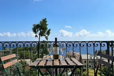 Image de Romantic apartament with sea view in Genova Nervi