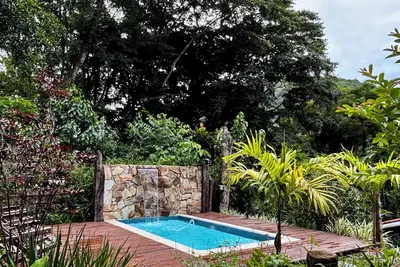 Image de Recanto Darwin, spacious, fresh and equipped, with swimming pool, in the State Park.