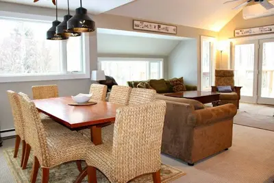 Image de Trailside Village #8: Slopeside 3br w/ Hot Tub and Sauna. Ski In/Out with Discounted Ski Rentals