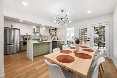 Image de Ivy House/Stylish Retreat Near Dallas/4bd