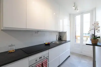 Image de Magnifique T3 Tout Confort * Marseille à pied - Transports au pied de l'immeuble