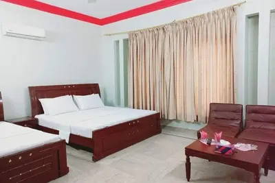 Image de Cosy Inn Guest House : Deluxe Family Room\n\n
