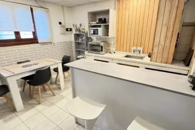 Image de Bz Apartment - Centrally located apartment close to everything! ! ! !