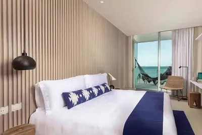 Image de Stylish Ocean Front Suite w/ Balcony | 2 Family Ready Rooms | Outdoor Pool