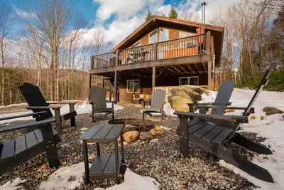 Image de Newly Updated Chalet- 5 min to Sunday River-Hottub
