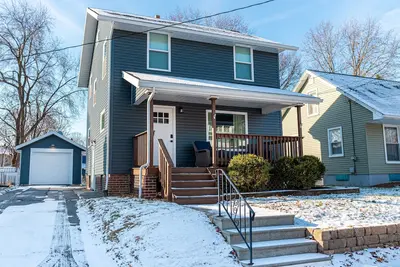 Image de Newly renovated 4-bedroom house in Ashland with WiFi and Ac