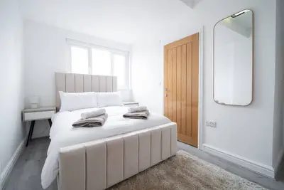 Image de Spacious Duplex Apartment - Perfectly Situated in the Heart of the City