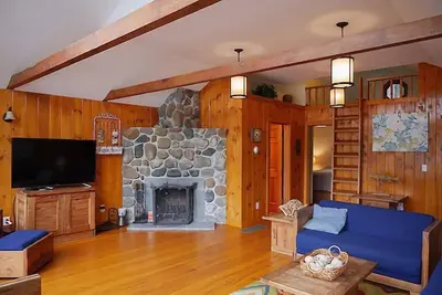 Image de Come stay at our four season resort!