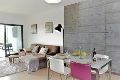 Image de Marina Village, 2-1f (Vjc-1)\n