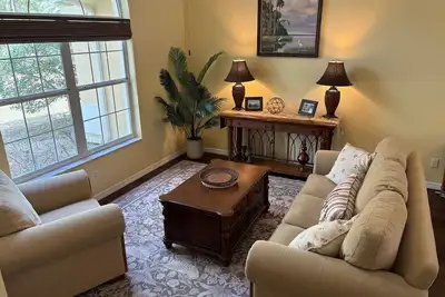 Image de Beautiful 3-bed pool home located minutes from Rainbow River and Wec.