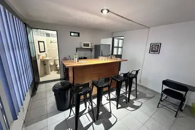 Image de Suite 4|Close to Auto. Mex-Qro.