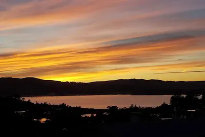 Image de Wake up to breathtaking bay views in Tiburon