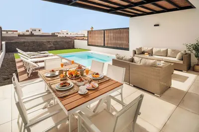 Image de Tarazet 1 | Modern townhouse with pool in the Serena villa complex