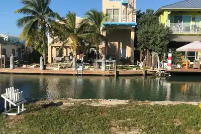 Image de 3-bedroom, boat access in Marathon. Ac, WiFi, 50 ft Dock '' No problem atol ''.