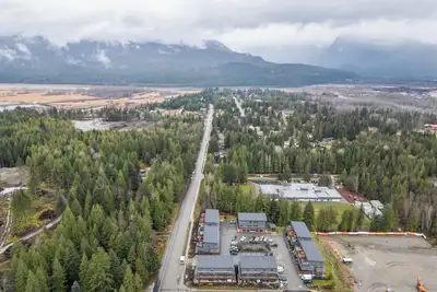 Image de Rustic 4 Season Condo 2km to Ski Resort