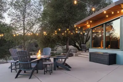 Image de Private Mountain Home | Pool | Fire Pit | Ac