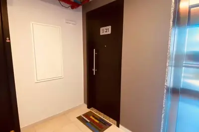 Image de Brand-New Luxury 3 Br Apartment
