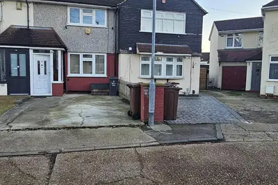 Image de Spacious & Modern 2-Bed House in Dagenham