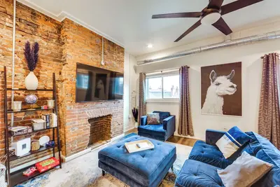 Image de Townhome ~ 1 Mi to Downtown Pittsburgh & Stage Ae